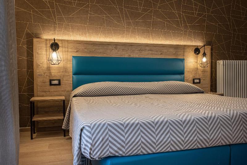 Cuneo Hotel Екстериор снимка